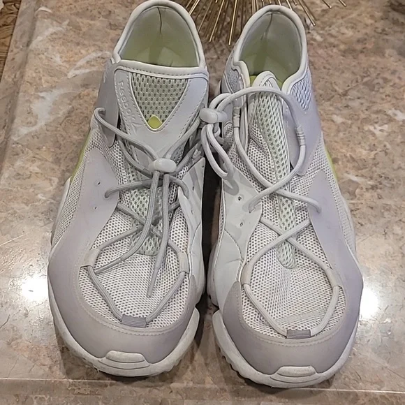 Reebok Shoes Reebok Run R96 Tpu Sneakers Size3 Poshmark